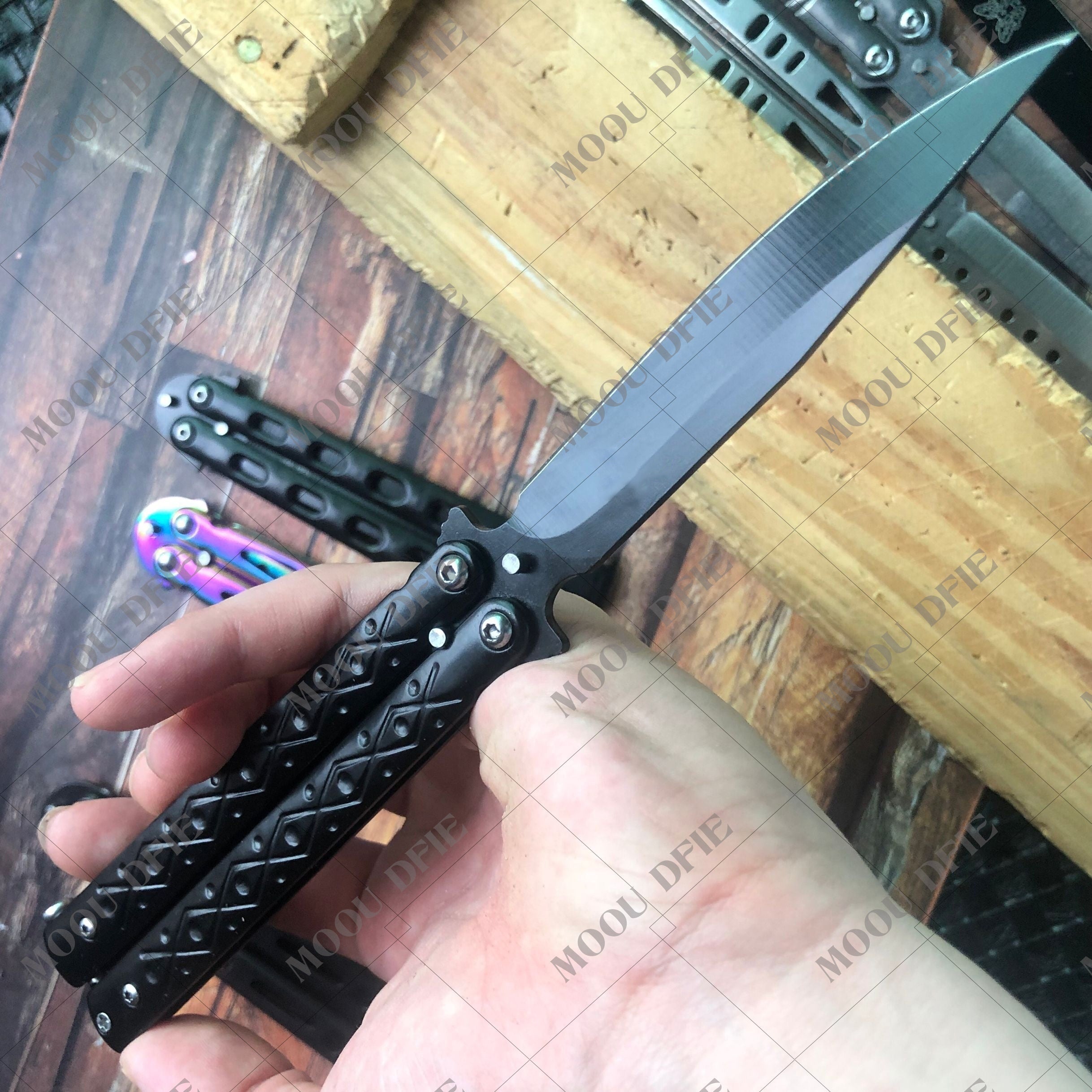 NEW! TOP Quality Pocket Practice Knife Tactical Butterfly Knives Very FAST Sharp Blade Camping Knifes Combat Hunting Knifes  Balisong Training KNIFE