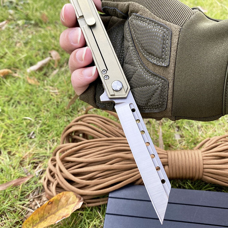 Outdoor Multifunctional High Hardness Titanium Alloy Folding Knife EDC Survival Knife Bearing D2 Steel Folding Knife