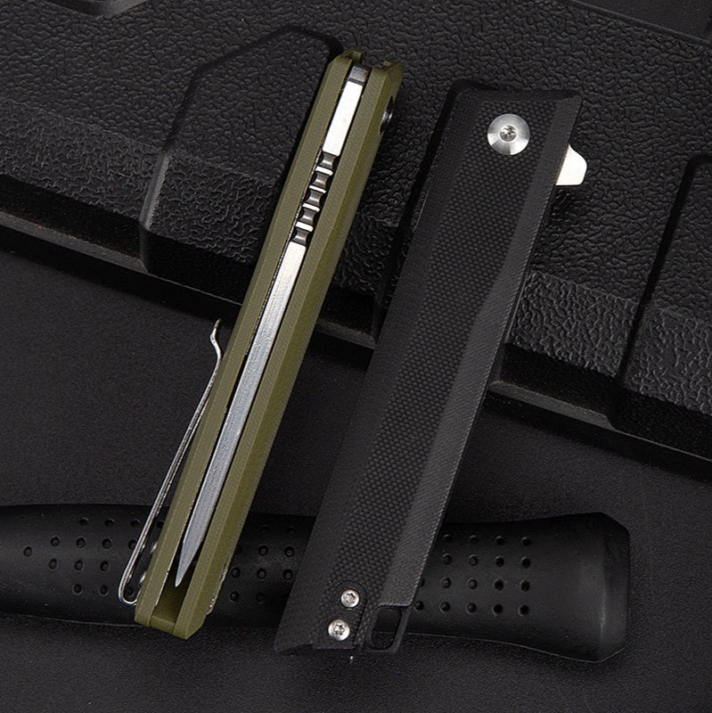 Outdoor camping self-defense knife pocket knife folding knife D2 steel high hardness folding knife G10 survival knife