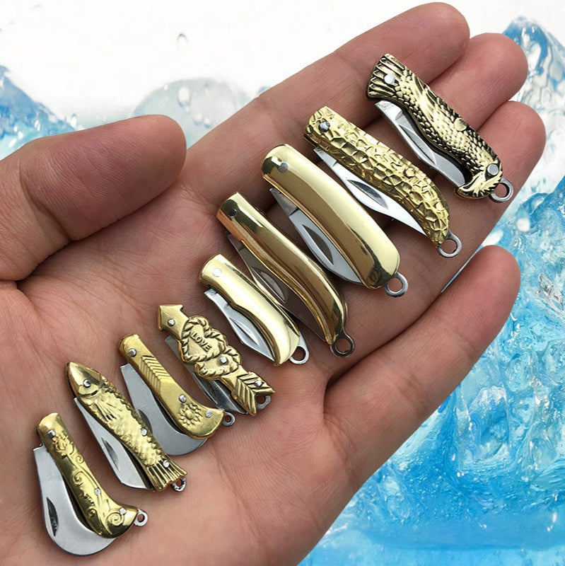 Knife Mini Folding Knife Legal Self-defense Knife Exquisite Brass Knife Keychain Demolition Express Unpacking Knife