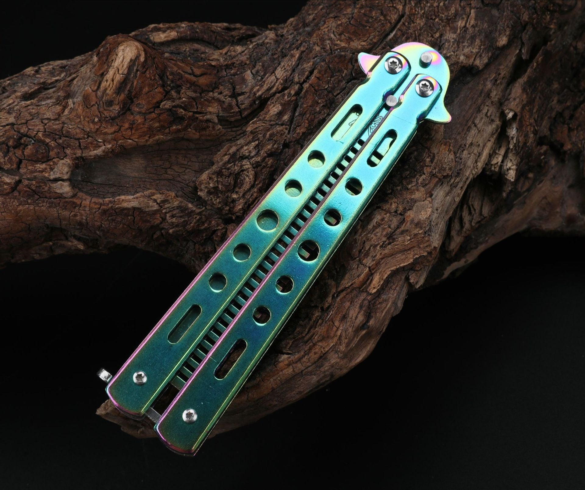 The butterfly comb is not edged practice knife color titanium butterfly knife color practice knife practice knife practice CSgo all-steel swing knife