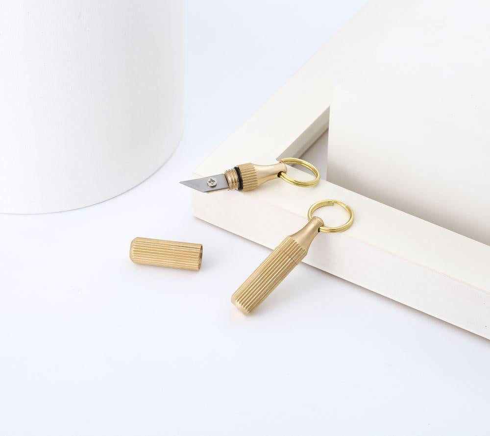 Remove express knife key chain portable mini Brass Pendant capsule knife box opener portable knife 2pcs