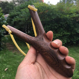 Solid wood slingshot massage handshake comfortable slingshot personality entertainment outdoor leisure slingshot