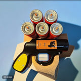 Self-defense and anti-riot fire protection equipment, emergency supplies, beast drive, fire dry powder fire extinguishing artifact spray gun, small family car on-board
