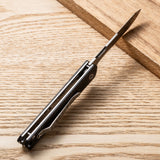 The manufacturer supplies carbon fiber unpacking knife, portable cutting rope, engraving knife, mini multi-functional folding scalpel art