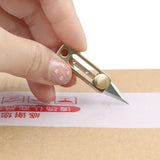 【Free gift】Portable keychain pendant, unpacking express, unpacking knife, brass mini knife, sharp pocket, push and pull.