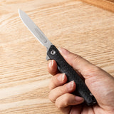 The manufacturer supplies carbon fiber unpacking knife, portable cutting rope, engraving knife, mini multi-functional folding scalpel art
