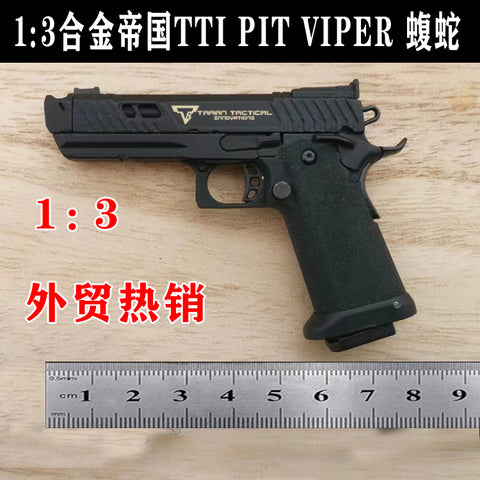 New 1:3 alloy empire shell throwing G34TTIPITVIPER pit viper keychain foreign trade delivery