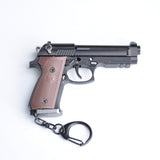 1:3 shell throwing Beretta gun alloy M92F disassembly gun model keychain pendant foreign trade, non-firing