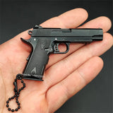 1:3   Pistole Miniatur Modell Legierung Keychain Geschenk Rucksack Anhänger Dekoration Geschenk Spielzeug Junge Lieblings