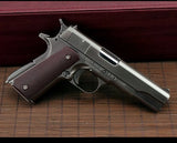 Neue1:2,05 Colt Pistole Miniatur Modell Keychain Metall Shell Legierung Kann Nicht Schießen Junge Geburtstag Geschenk Großhandel