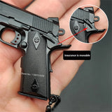 Exklusive Verkäufe 1:3 Pistole Miniatur Modell Legierung Keychain Geschenk Rucksack Anhänger Dekoration Geschenk Spielzeug