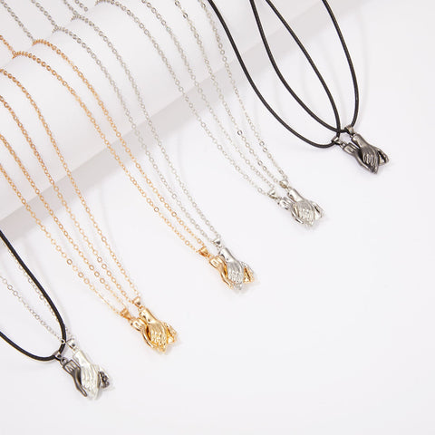 Hold Magnet To Attract Your BFF Couple Hand Magnetic Necklaces