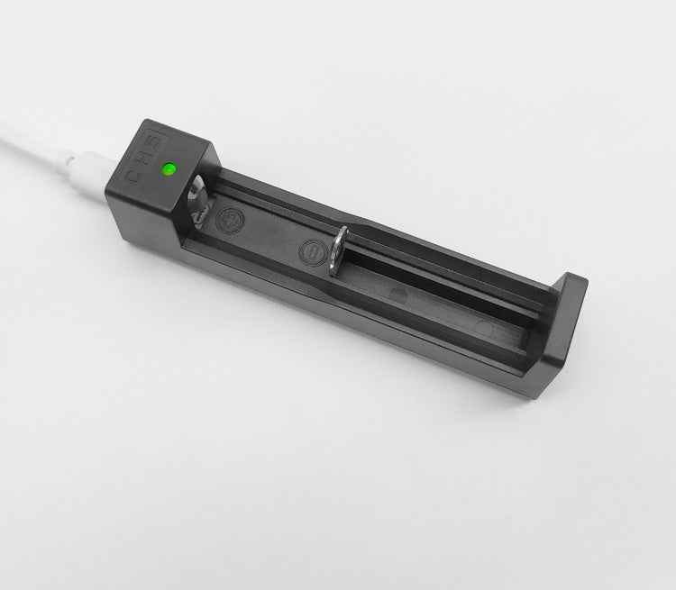 Wholesale 18650 lithium battery charger usb4.2v1a smart single slot headlight glare flashlight universal charger